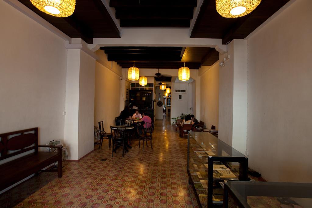 99 Oldtown Boutique Guesthouse Sha Extra Plus Phuket Exterior photo
