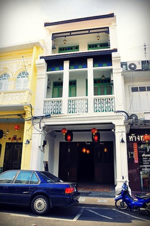 99 Oldtown Boutique Guesthouse Sha Extra Plus Phuket Exterior photo