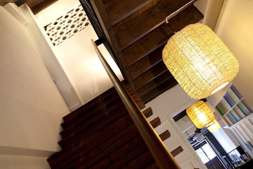 99 Oldtown Boutique Guesthouse Sha Extra Plus Phuket Exterior photo