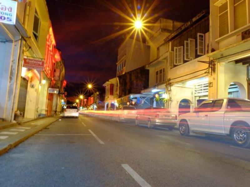 99 Oldtown Boutique Guesthouse Sha Extra Plus Phuket Exterior photo
